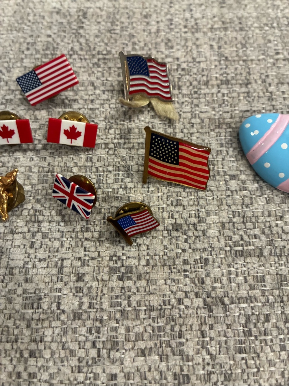 Unlisted Red, White & Blue Flag Lapel Pin Set